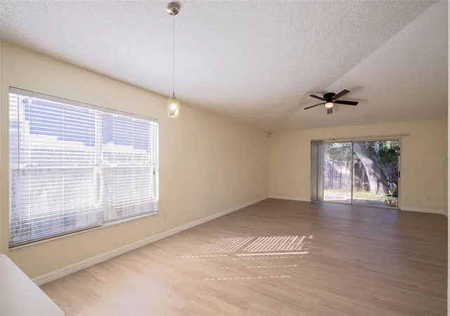 Photo 2 of Single family home for sale at 10437 Sun Villa Blvd, Orlando, FL 32817 | MLS# O6452255 | Listing updated on 2026-10-26