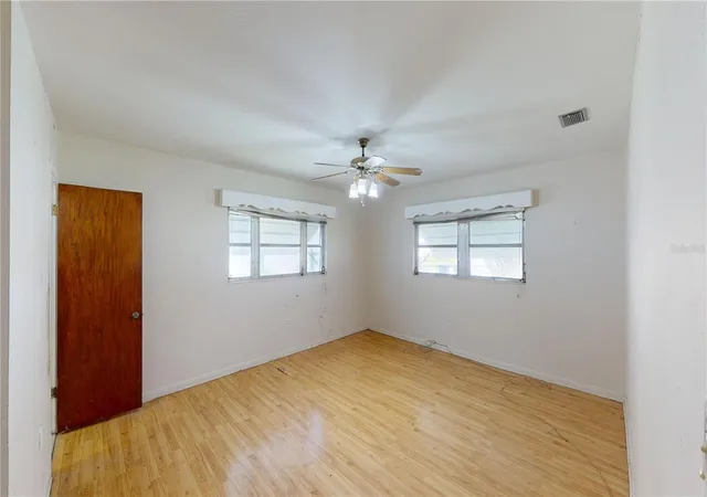 Photo 4 of Single family home for sale at 3302 W Paxton Ave, Tampa, FL 33611 | MLS# TB8560940 | Listing updated on 2026-10-27