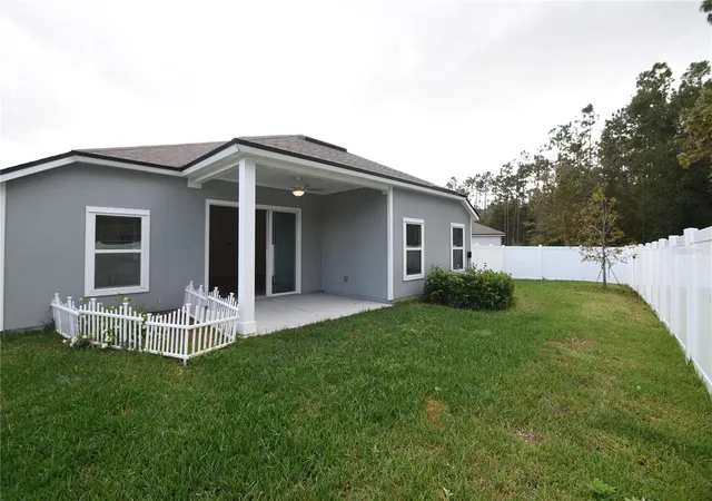 Photo 2 of Single family home for sale at 52 Oakleaf Way, Palm Coast, FL 32137 | MLS# FC322326 | Listing updated on 2026-10-24