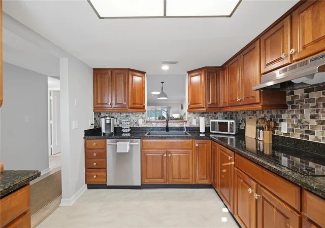 Photo 2 of Condo for sale at 19029 US Hwy 19 N #18B, Clearwater, FL 33764 | MLS# TB8560949 | Listing updated on 2026-10-27