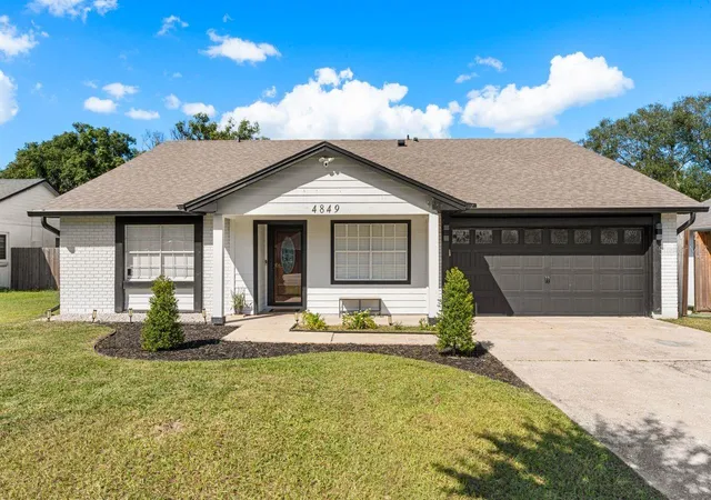Single family home for sale at 4849 Eden View Ct, ORLANDO, FL 32810 | MLS# O6452265