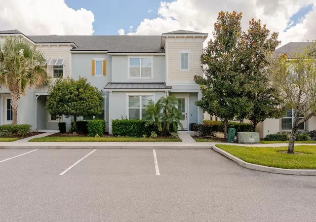 Townhouse for sale at 1586 Carey Palm Cir, KISSIMMEE, FL 34747 | MLS# O6452274