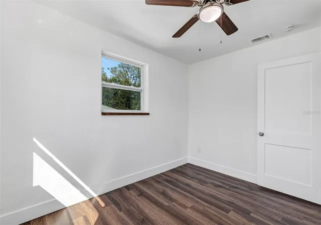 Photo 2 of House for sale at 2027 30th Avenue N, Saint Petersburg, FL 33713 | MLS# O6452275 | Listing updated on 2026-10-28