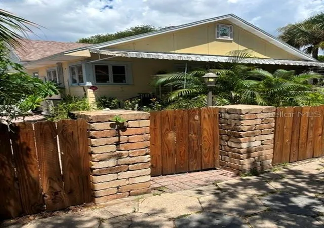 Photo 3 of Multi family home for sale at 712 7th Street N, Saint Petersburg, FL 33701 | MLS# TB8560962 | Listing updated on 2026-10-24