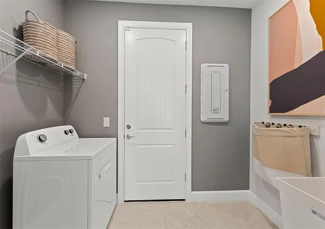 Photo 3 of Single family home for sale at 7634 Fulham Ave, Bradenton, FL 34210 | MLS# TB8560973 | Listing updated on 2026-10-24