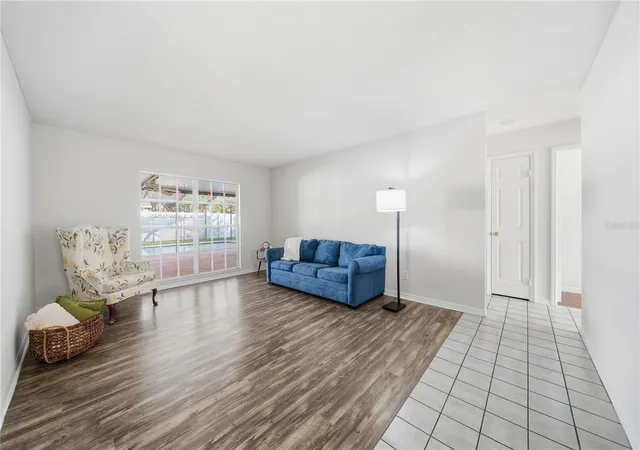 Photo 3 of Single family home for sale at 9801 Crk Cross St, Tampa, FL 33647 | MLS# TB8560976 | Listing updated on 2026-10-25