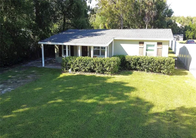 Single family home for sale at 3831 Hudson Ln, TAMPA, FL 33618 | MLS# TB8560979
