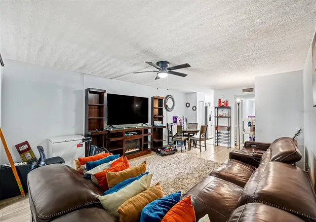 Photo 4 of Condo for sale at 7511 Presley Pl #97, Tampa, FL 33617 | MLS# TB8560980 | Listing updated on 2026-10-24