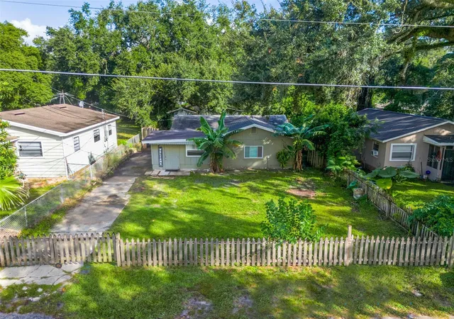 Photo 4 of Single family home for sale at 2015 Page Ave, Orlando, FL 32806 | MLS# G5119428 | Listing updated on 2026-10-29
