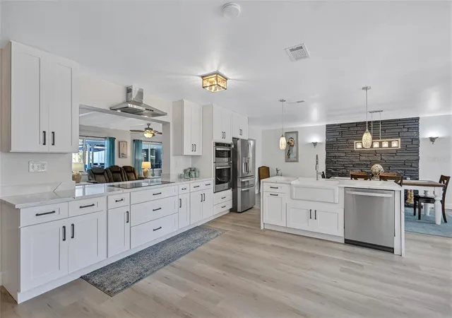 Photo 2 of Single family home for sale at 563 Lewis Blvd Se, Saint Petersburg, FL 33705 | MLS# TB8560989 | Listing updated on 2026-10-25