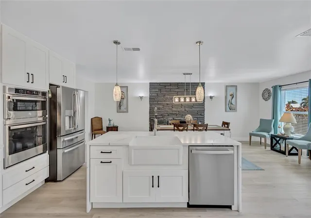 Photo 4 of Single family home for sale at 563 Lewis Blvd SE, Saint Petersburg, FL 33705 | MLS# TB8560989 | Listing updated on 2026-10-25