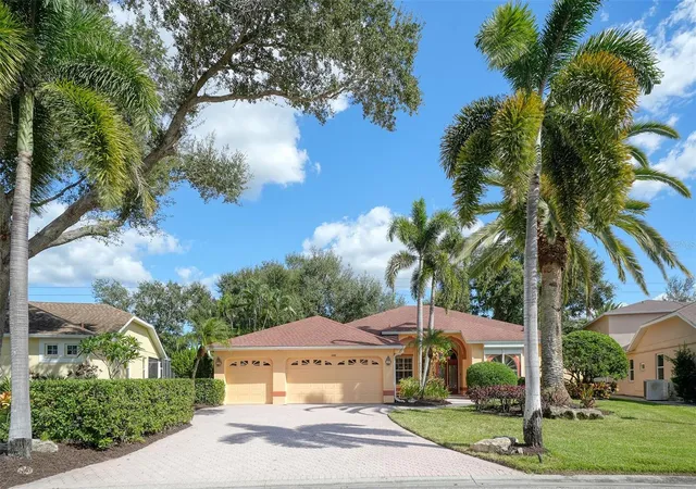 Photo 2 of Single family home for sale at 9488 Hawksmoor Ln, Sarasota, FL 34238 | MLS# A4710653 | Listing updated on 2026-10-27
