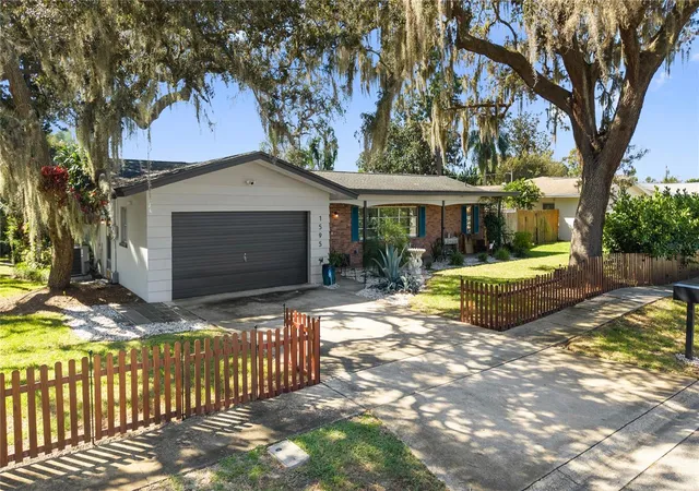 Photo 1 of Single family home for sale at 1595 Peaceful Ln N, Clearwater, FL 33756 | MLS# TB8560994 | Listing updated on 2026-10-24