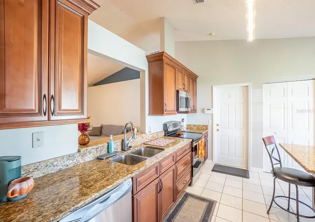 Photo 3 of Single family home for sale at 21 Emmons Ln, Palm Coast, FL 32164 | MLS# FC322334 | Listing updated on 2026-10-24