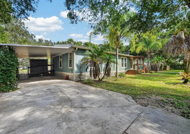 Photo 2 of Manufactured home for sale at 200 Hildago Rd, Saint Augustine, FL 32080 | MLS# FC322335 | Listing updated on 2026-10-24