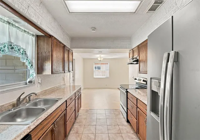 Photo 2 of Single family home for sale at 1312 Margina Ave, Daytona Beach, FL 32114 | MLS# V4951971 | Listing updated on 2026-10-25