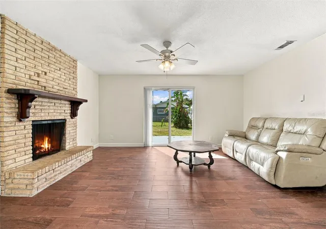 Photo 3 of Single family home for sale at 1312 Margina Ave, Daytona Beach, FL 32114 | MLS# V4951971 | Listing updated on 2026-10-25