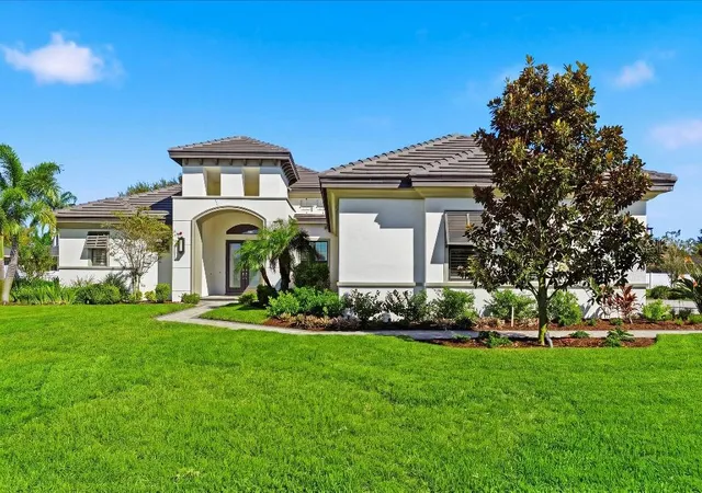 Photo 1 of Single family home for sale at 4462 Emerald Palms Ln, Winter Haven, FL 33884 | MLS# TB8561005 | Listing updated on 2026-10-29
