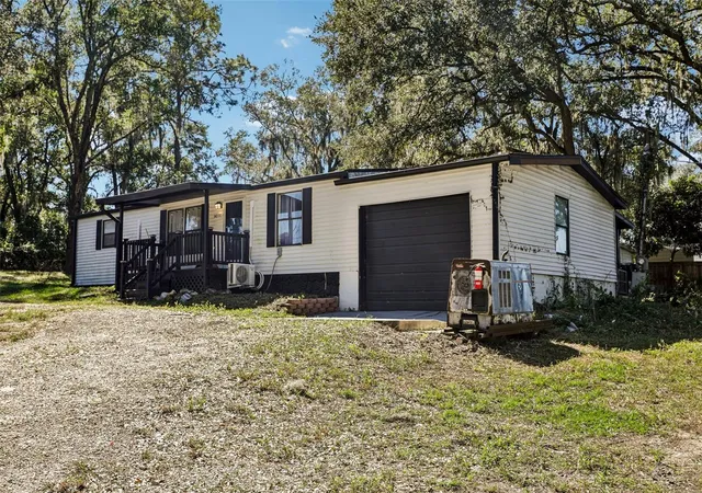Photo 4 of Manufactured home for sale at 14100 S US Hwy 301, Summerfield, FL 34491 | MLS# O6452327 | Listing updated on 2026-10-25