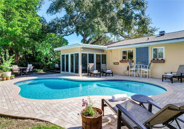 Photo 1 of Single family home for sale at 1734 Eagles Nest Dr, Belleair, FL 33756 | MLS# TB8561008 | Listing updated on 2026-10-27