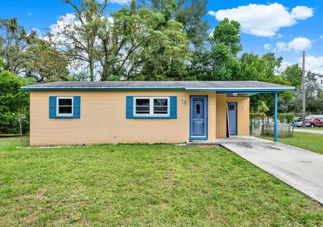Single family home for sale at 1602 E Annona Ave, TAMPA, FL 33612 | MLS# TB8561015