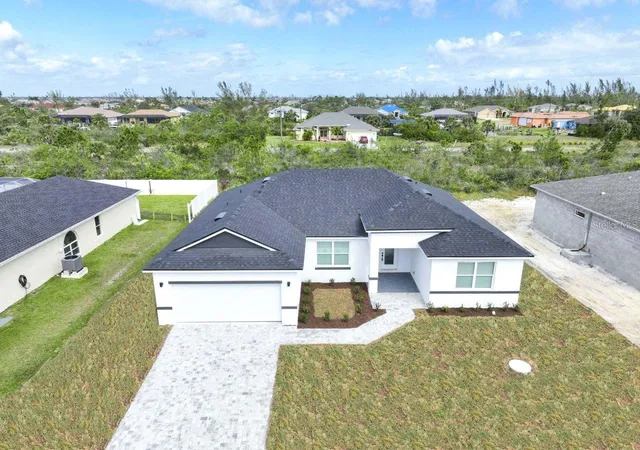 Single family home for sale at 1979 E Chapel Dr, DELTONA, FL 32738 | MLS# S5160100