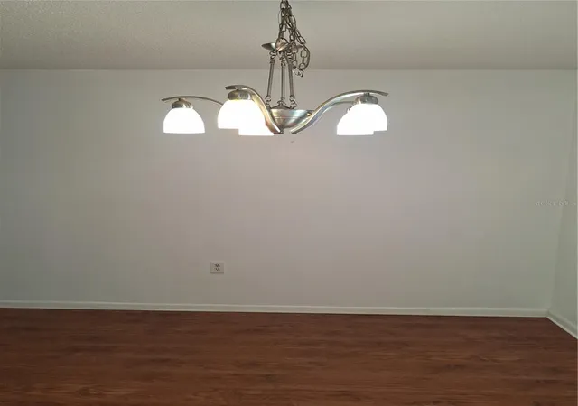 Listing Photo 4 - Condo for sale in building located at 831 Maple Ct, Dunedin, FL 34698 - Unit #103