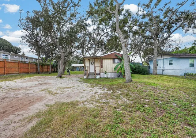 Photo 3 of Manufactured home for sale at 243 Puebla Rd, Saint Augustine, FL 32080 | MLS# FC322336 | Listing updated on 2026-10-24