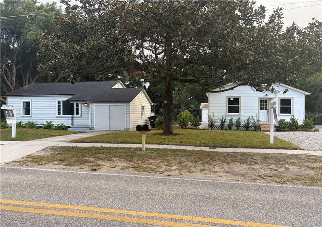 Photo 1 of Multi family home for sale at 2500 Raeford Rd, Orlando, FL 32806 | MLS# O6452333 | Listing updated on 2026-10-28