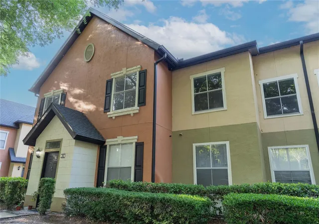 Photo 2 of Condo for sale at 5953 Westgate Dr #1823, Orlando, FL 32835 | MLS# O6452347 | Listing updated on 2026-10-23