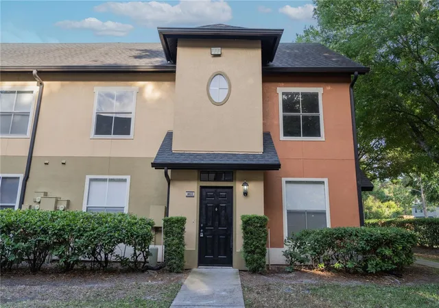 Photo 3 of Condo for sale at 5953 Westgate Dr #1823, Orlando, FL 32835 | MLS# O6452347 | Listing updated on 2026-10-23