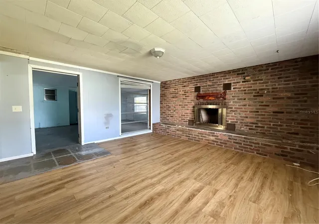 Photo 4 of Single family home for sale at 5528 20th Street W, Bradenton, FL 34207 | MLS# A4710674 | Listing updated on 2026-10-30