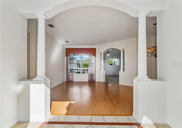 Photo 2 of Single family home for sale at 10609 Gooseberry Ct, Trinity, FL 34655 | MLS# W7890602 | Listing updated on 2026-10-30