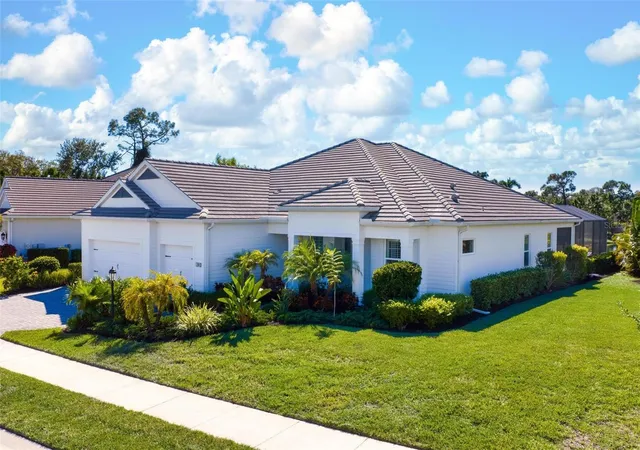 Photo 2 of Single family home for sale at 104 N Cayman Isles Blvd, Englewood, FL 34223 | MLS# N6146325 | Listing updated on 2026-10-28