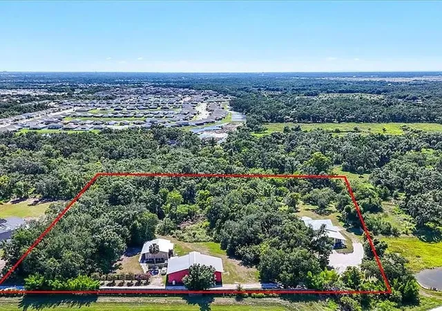 Photo 1 of Multi family home for sale at 11740 Darsey Rd, Parrish, FL 34219 | MLS# A4710680 | Listing updated on 2026-10-24