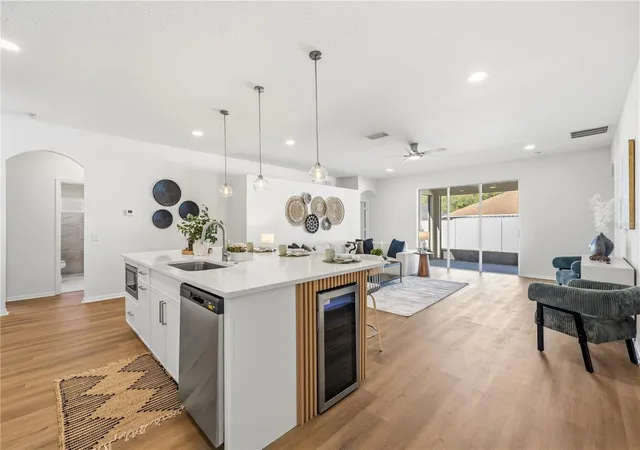 Photo 4 of Single family home for sale at 10416 Meadow Spring Dr, Tampa, FL 33647 | MLS# TB8561060 | Listing updated on 2026-10-30