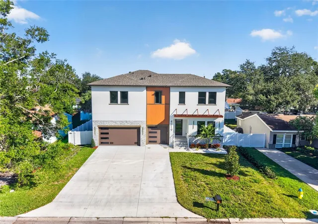 Photo 3 of Single family home for sale at 4219 W Bay View Ave, Tampa, FL 33611 | MLS# TB8561077 | Listing updated on 2026-10-24