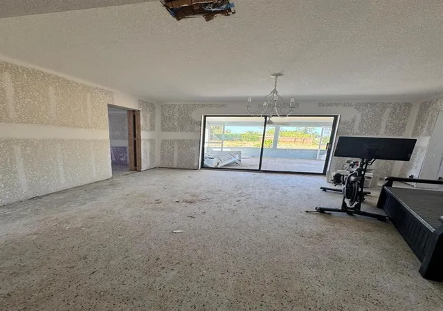 Photo 3 of Single family home for sale at 4990 Venetian Blvd NE, Saint Petersburg, FL 33703 | MLS# TB8561089 | Listing updated on 2026-10-25