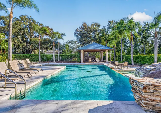 Photo 4 of Single family home for sale at 2600 E Irlo Bronson Memorial Hwy, Kissimmee, FL 34744 | MLS# O6452403 | Listing updated on 2026-10-25