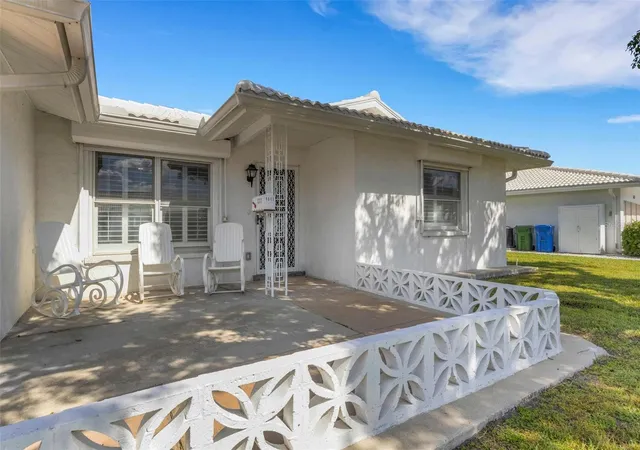 Photo 2 of Single family home for sale at 1311 Bottlebrush Dr, Bradenton, FL 34208 | MLS# A4710692 | Listing updated on 2026-10-29