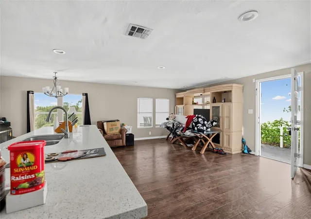 Photo 4 of Manufactured home for sale at 9785 SE Highway 42, Summerfield, FL 34491 | MLS# GC544406 | Listing updated on 2026-10-28