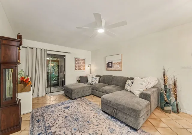 Photo 4 of Condo for sale at 143 Crown Point Cir #143, Longwood, FL 32779 | MLS# O6452409 | Listing updated on 2026-10-30