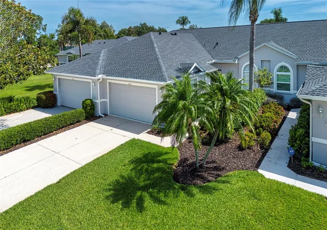 Single family home for sale at 4937 Chase Oaks Dr, SARASOTA, FL 34241 | MLS# A4710696