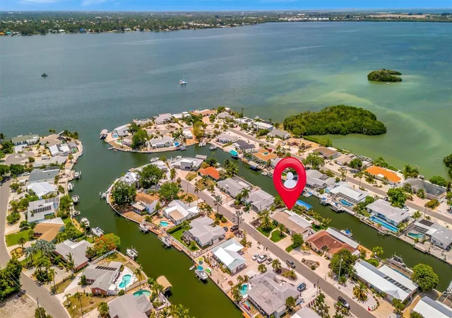 Single family home for sale at 10115 Kingfisher Rd E, BRADENTON, FL 34209 | MLS# A4710697