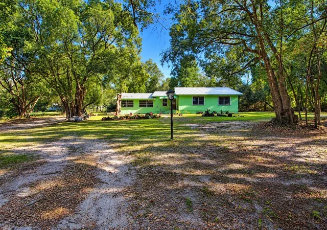 Photo 4 of Single family home for sale at 23122 NW 189th Avenue, High Springs, FL 32643 | MLS# GC544408 | Listing updated on 2026-10-26