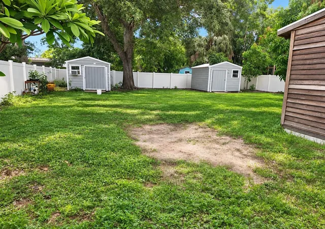 Photo 2 of Single family home for sale at 3707 W Bay Ave, Tampa, FL 33611 | MLS# A4710701 | Listing updated on 2026-10-30