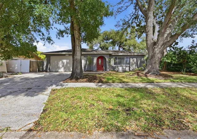 Single family home for sale at 7730 Hinsdale Dr, TAMPA, FL 33615 | MLS# O6452429