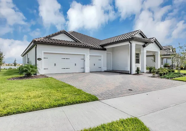 Single family home for sale at 11202 Lemon Lake Blvd, ORLANDO, FL 32836 | MLS# O6452433