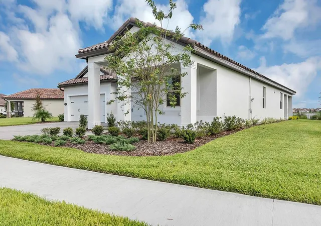Photo 3 of Single family home for sale at 11202 Lemon Lake Blvd, Orlando, FL 32836 | MLS# O6452433 | Listing updated on 2026-10-25