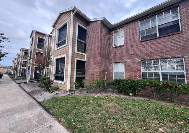 Condo for sale at 4301 Lizshire Ln #C112, ORLANDO, FL 32822 | MLS# R4912229